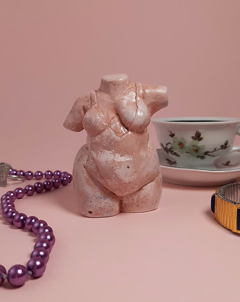Rzeźba  z serii Nowa Wenus, gipsowa figurynka, New Venus Gift