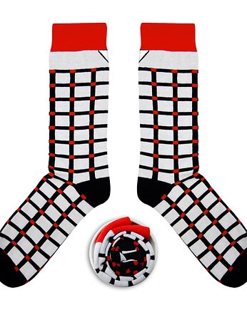 Model: Czarno - białe skarpety w kratę, CUP of SOX