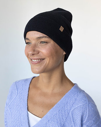 WILK - czapka 100% wełny merino- czarny, KOPYTO