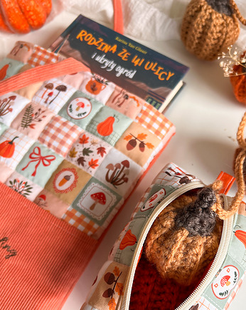 Komplet dla miłośniczki książek, jesienne etui na czytnik, book sleeve, Gucia Design