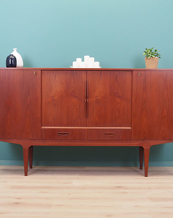 Highboard tekowy, duński design, lata 60, produkcja: Dania, Przetwory design