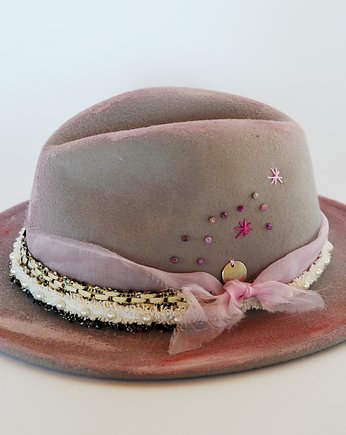 Pastelowy kapelusz, YOKOdesign
