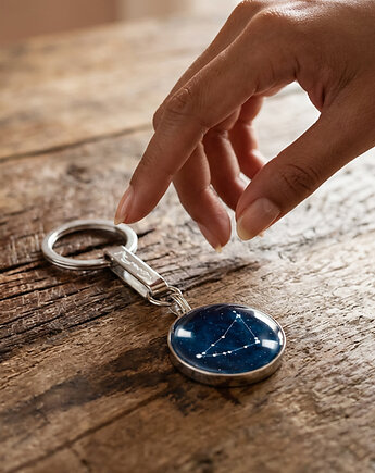 Capricorn - konstelacja Koziorożca, stalowy brelok + box, Makaliboo