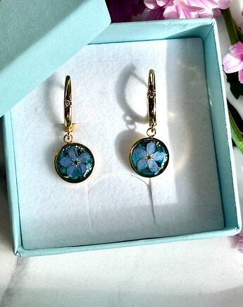 Kolczyki z niezapominajkami na zielonej muszli, Frant Art Jewellery