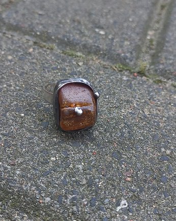 Kulka - pierścionek regulowany, po drugiej stronie lustra