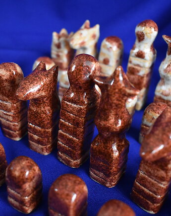 Szachy ceramiczne, Kobaltowa Sroka