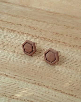 Kolczyki hexagony karmelowe, zasztyftowana