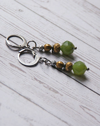 Delikatne kolczyki - nefryt, hematyt, kaktusia