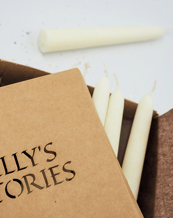 Świeca stołowa stożkowa, zapachowa -kolekcja zima, Lillys Stories