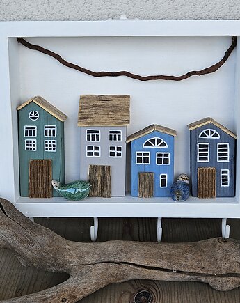 Wieszak na klucze z domkami - uliczka w Tromso, Betido Handmade