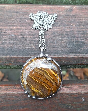 Brązy - wisiorek, po drugiej stronie lustra