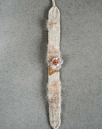 Bransoletka tkana z nici - miękki beż i subtelne złoto, Słońcem Tkane