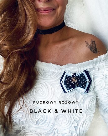 Brosza Black & White z efektowym kwiatem w kropeczki New, Pudrowy Różowy