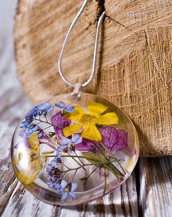 Naszyjnik z kwiatkami w żywicy, So Jewelry