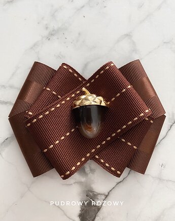 Brosza z delikatnym jesiennym żołędziem, Pudrowy Różowy