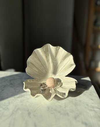 Ceramiczna Muszla Muszelka Skarbiec z Perłą na Biżuterię Pearl White, Maison Fragile