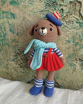 Panna Piesia w turkusie, Pompon Design