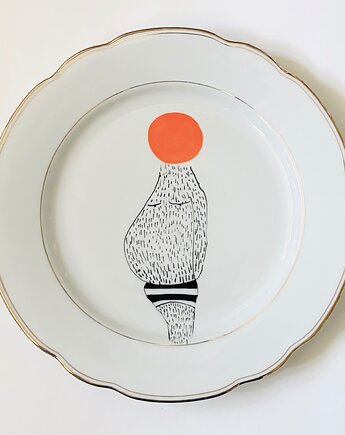 Głodne słoneczko, arent plates