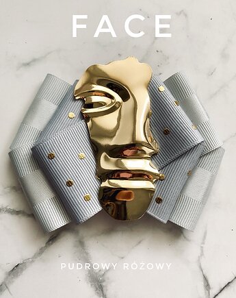 Brosza z Kolekcji FACE ze stylową metalową twarzą New, Pudrowy Różowy