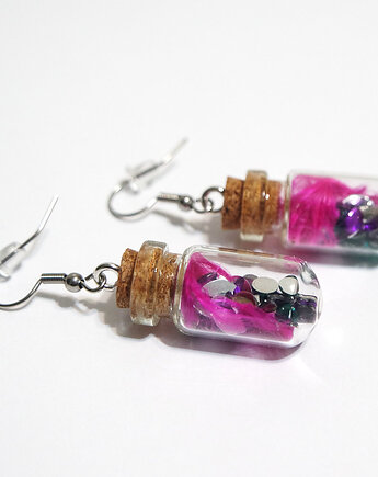 Kolczyki fiolki - koraliki i piórko