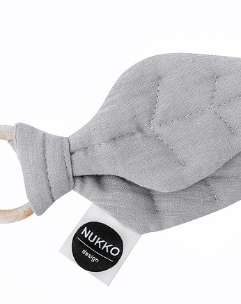 Drewniany gryzak dziecięcy, lniany szary liść, Nukko Design