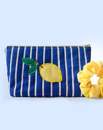 Zestaw prezentowy dla niej- kosmetyczka + scrunchie, Chyba Śnisz