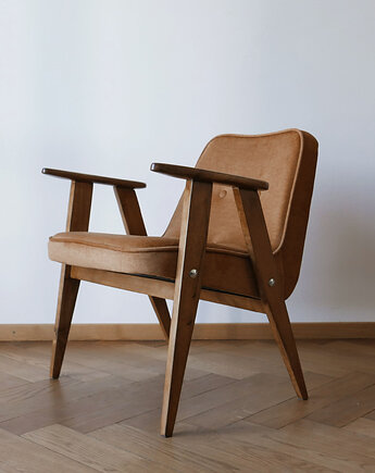 Fotel 366 Chierowski lata 60 PRL. Miodowy welur, Szczypta