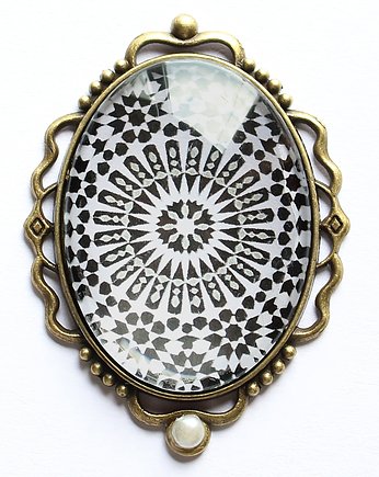 Marokanka broszka, KEIT