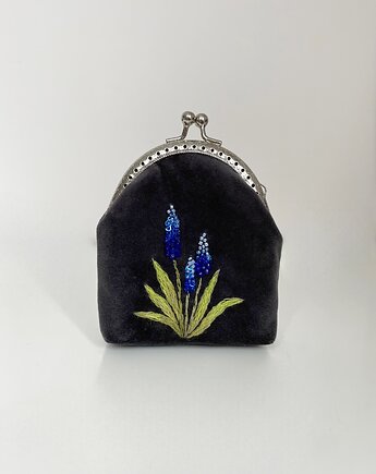 Portmonetka damska Szafirek, portfelik welurowy haftowany, IriShe Jewelry