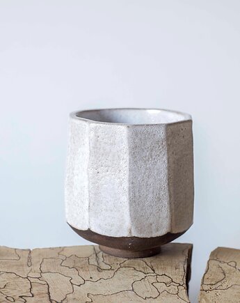 Czarka kurinuki, studnia ceramiczna