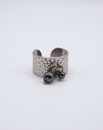 Pierścień Hematyt, Unique