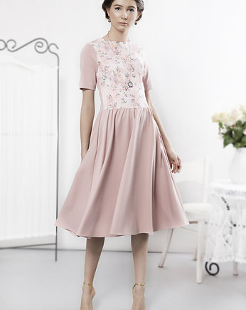 Pudrowa sukienka retro z kwiatowym przodem, Kasia Miciak design