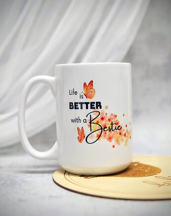 Kubek Life is a better ..., tulimy