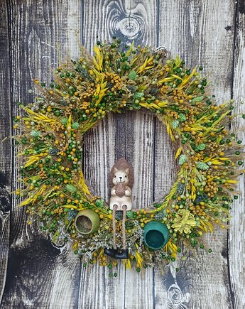 Wianek jesienny, wiewiórka w zieleni, #J5, rozmiar 45 cm, Homeliness Art Decor