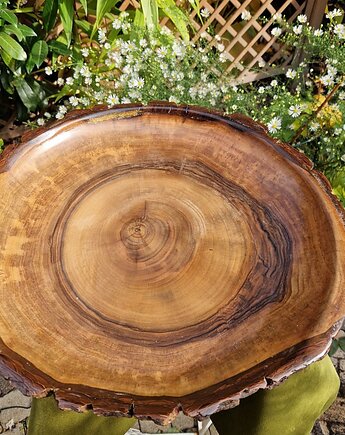 Duży drewniany półmisek (orzech, żywa krawędź), Fairytalewood