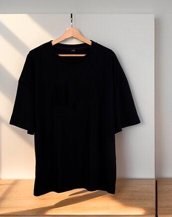 Czarna Unisex Oversize T-Shirt Basic, Lariko Studio