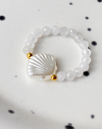 Pierścionek elastyczny kamień księżycowy muszla, Chmolowska Jewellery
