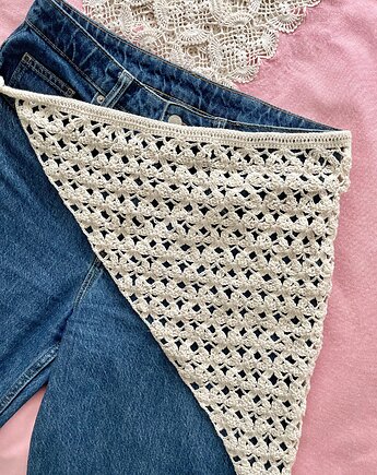 Szydełkowa chusta #01, Prześwity