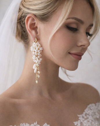 Kolczyki ślubne z białymi kwiatami i kryształkami, MariaPolymer