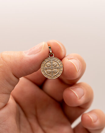 Złoty medalik św. Benedykta, LE JEWELRY