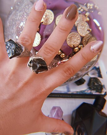 SEN WULKANÓW - pierścionki z obsydianem, Szary Piknik