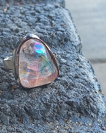 Aura - pierścionek regulowany, po drugiej stronie lustra