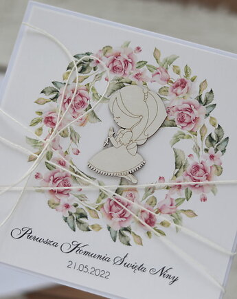 Białe eleganckie zaproszenia komunijne ręcznie robione z personalizacją, sorte