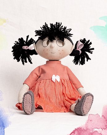 Lalka Klara Lniana lalka w koralowej sukience, OSOBY - Prezent dla dziewczynki