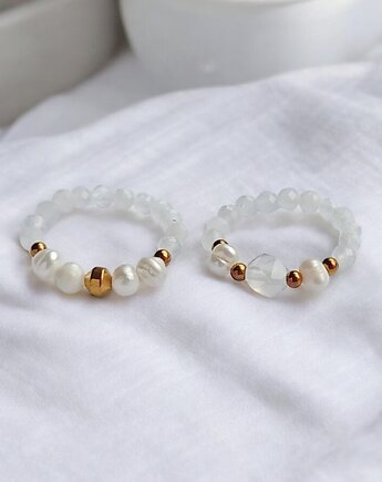 Zestaw pierścionków : kamień księżycowy, perły, agat, kaktusia