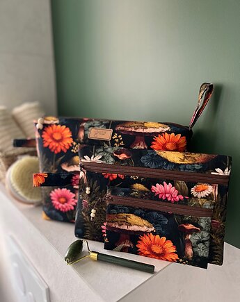 Komplet 3 kosmetyczek - praktyczny prezent dla niej, gucialoveskids