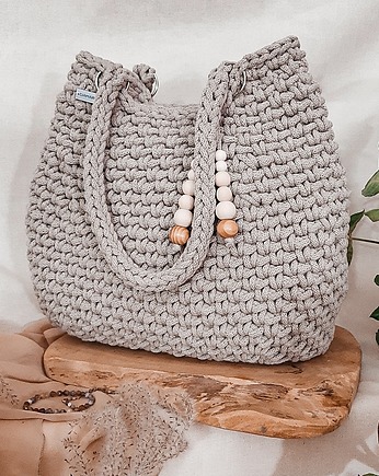 Duża pleciona torebka na ramię Belly bag - perłowa, Damariz