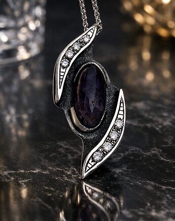 Wisiorek srebrny z łańcuszkiem, Sin Art 