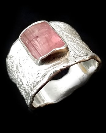 Pinky love- turmalin, Pracownia Neores