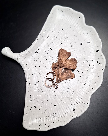 Podstawka na biżuterię "Pieguski I Black", mar.mar.studio